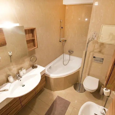 Luxurious Near Castle Apartamento